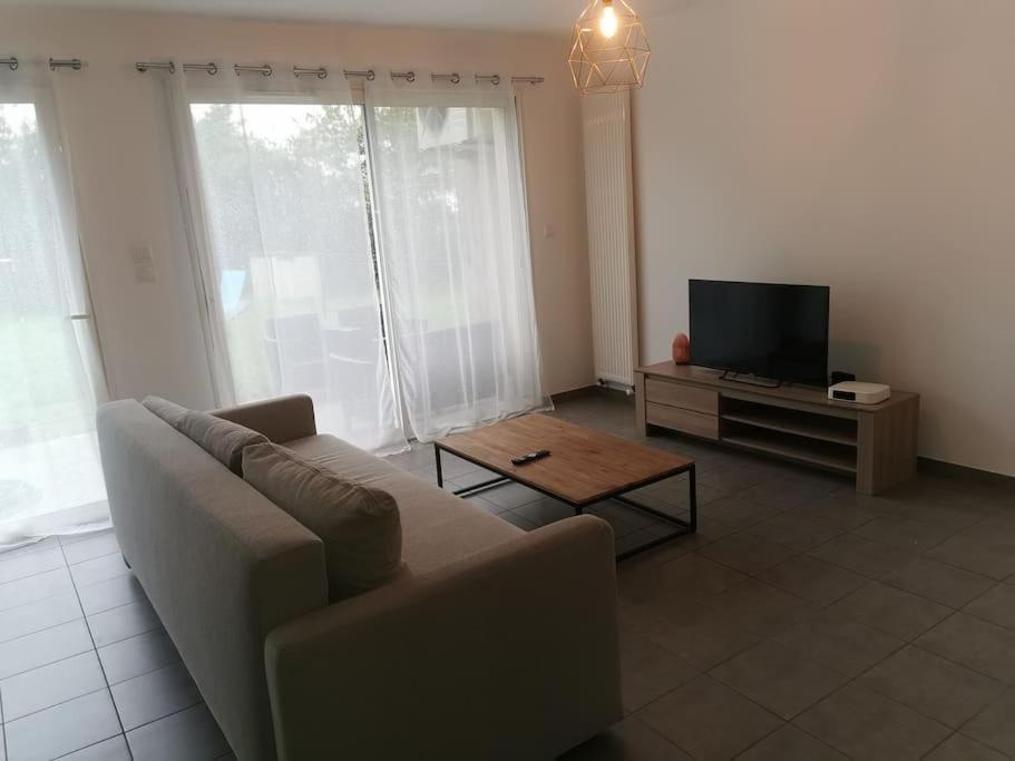 Jolie Maison Entiere Avec 3 Chambres Centre Ville Saint-André-de-Cubzac Kültér fotó